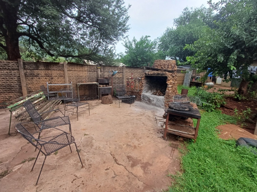 5 Bedroom Property for Sale in Doorhoek AH Limpopo