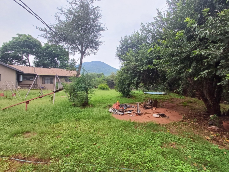 5 Bedroom Property for Sale in Doorhoek AH Limpopo