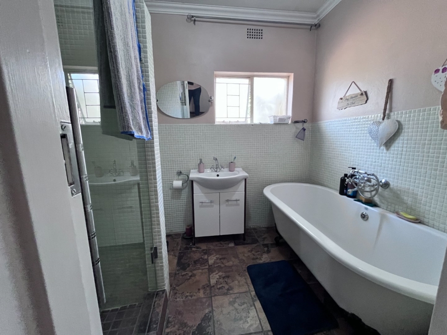 5 Bedroom Property for Sale in Bendor Limpopo