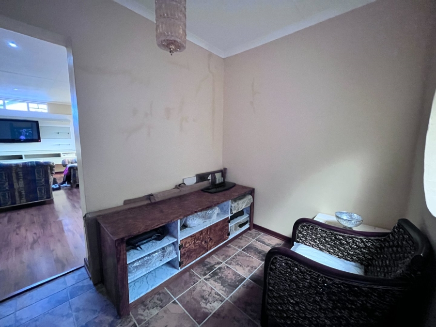5 Bedroom Property for Sale in Bendor Limpopo