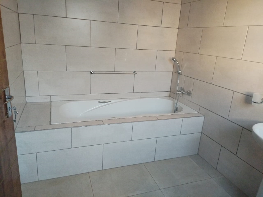 3 Bedroom Property for Sale in Tweefontein A H Limpopo