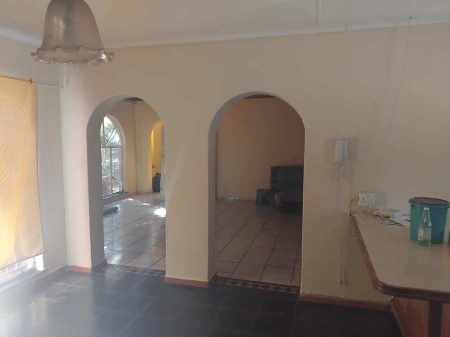 4 Bedroom Property for Sale in Fauna Park Limpopo