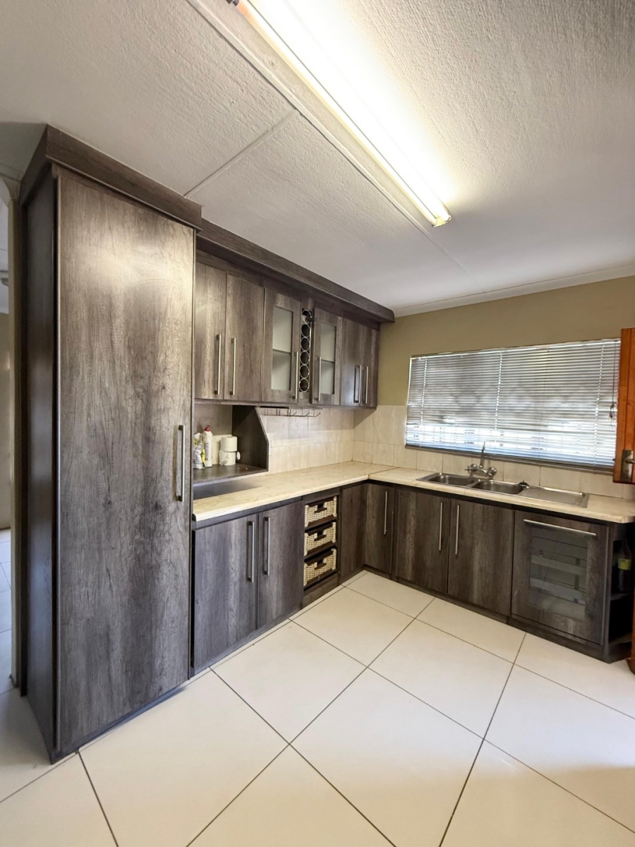 3 Bedroom Property for Sale in Mahlasedi Park Limpopo