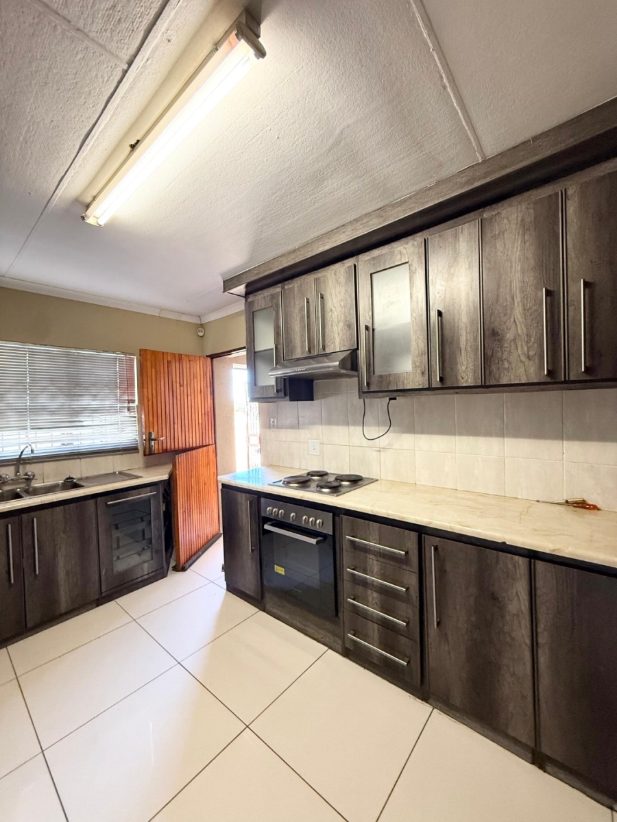 3 Bedroom Property for Sale in Mahlasedi Park Limpopo
