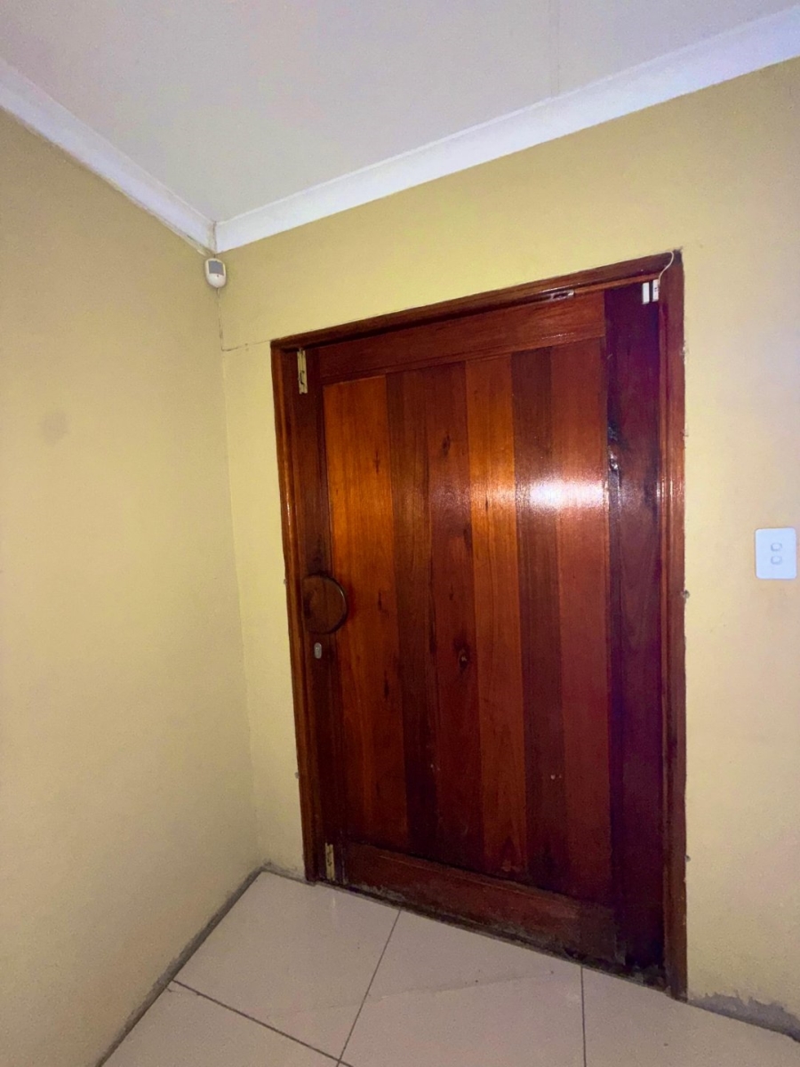 3 Bedroom Property for Sale in Mahlasedi Park Limpopo