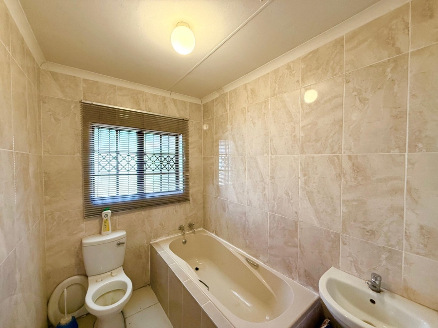 3 Bedroom Property for Sale in Mahlasedi Park Limpopo