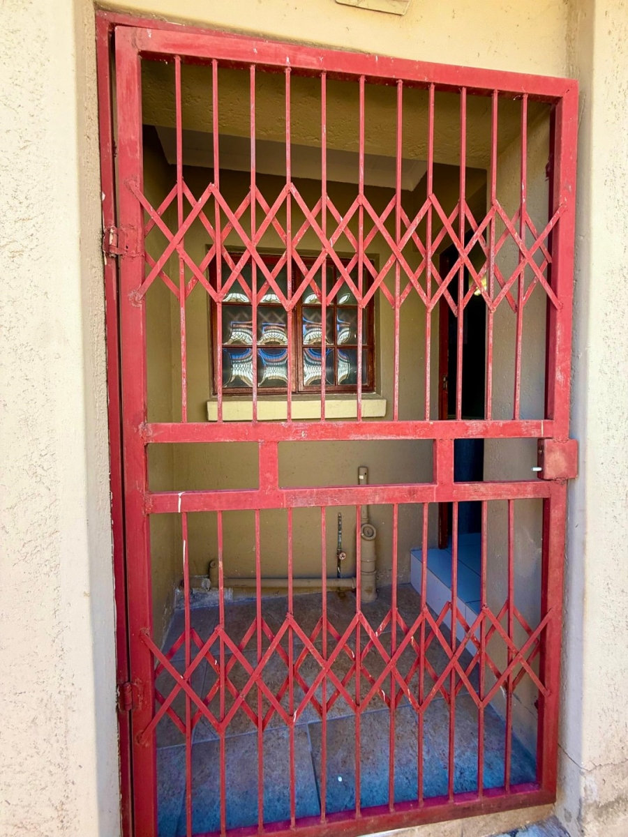 3 Bedroom Property for Sale in Mahlasedi Park Limpopo
