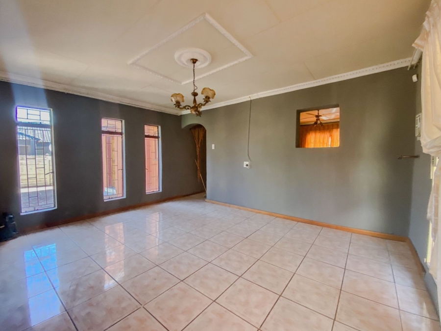 3 Bedroom Property for Sale in Flora Park Limpopo