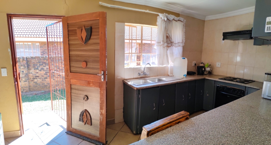 3 Bedroom Property for Sale in Modimolle Limpopo
