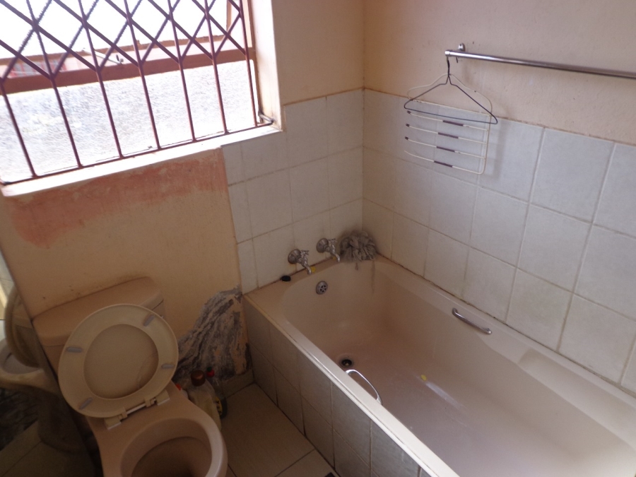 3 Bedroom Property for Sale in Mahlasedi Park Limpopo