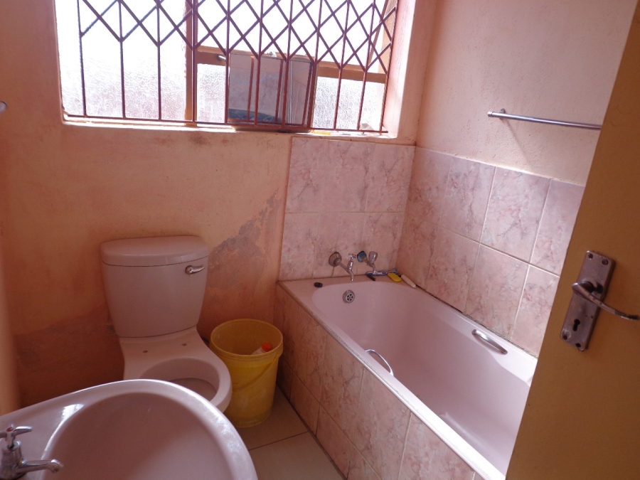3 Bedroom Property for Sale in Mahlasedi Park Limpopo