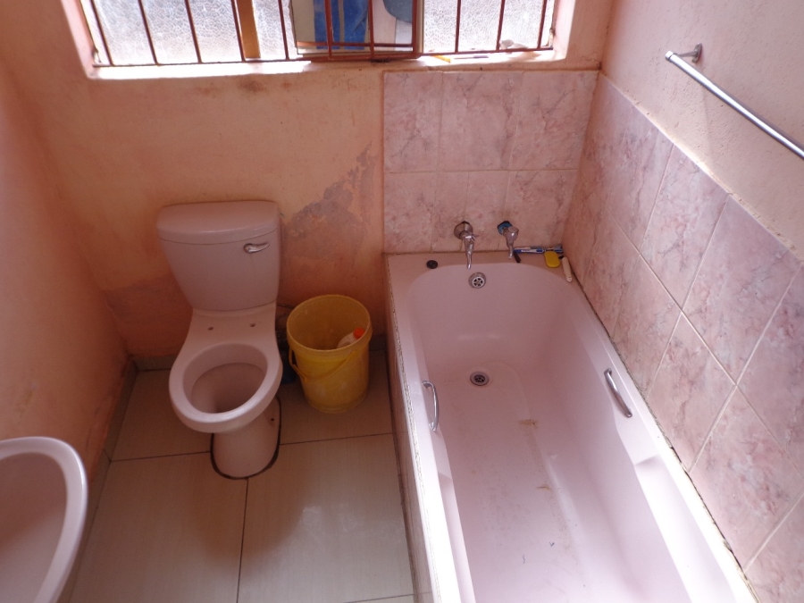 3 Bedroom Property for Sale in Mahlasedi Park Limpopo