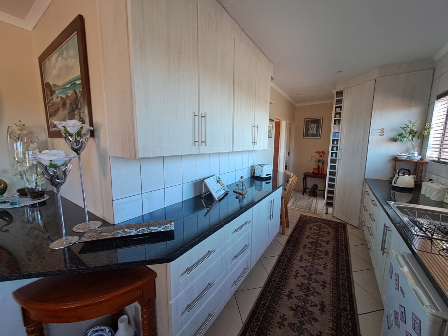 5 Bedroom Property for Sale in Thabazimbi Rural Limpopo