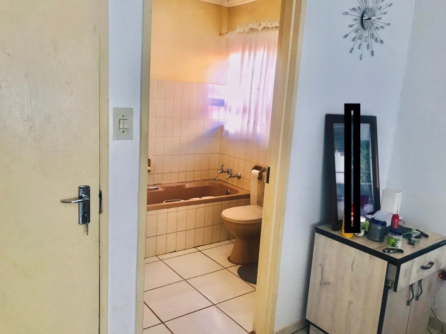 4 Bedroom Property for Sale in Lebowakgomo Zone B Limpopo