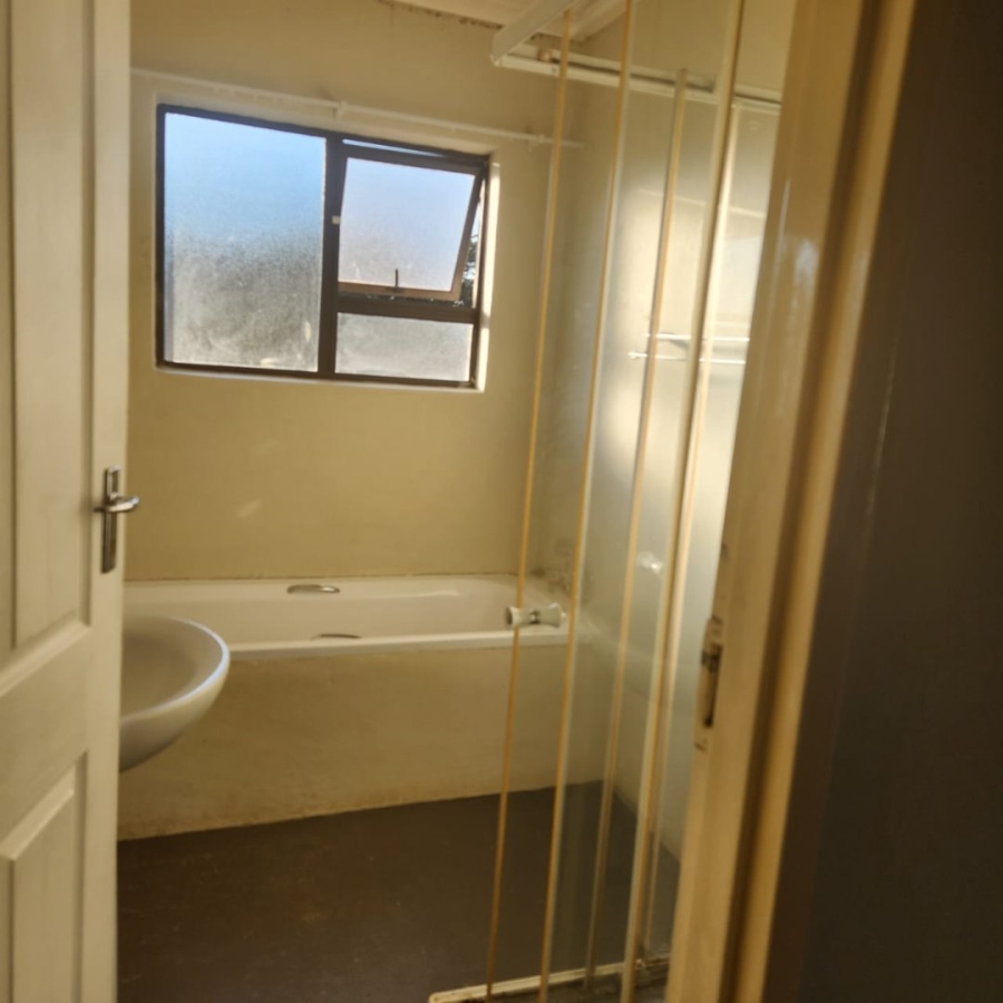2 Bedroom Property for Sale in Myngenoegen A H Limpopo