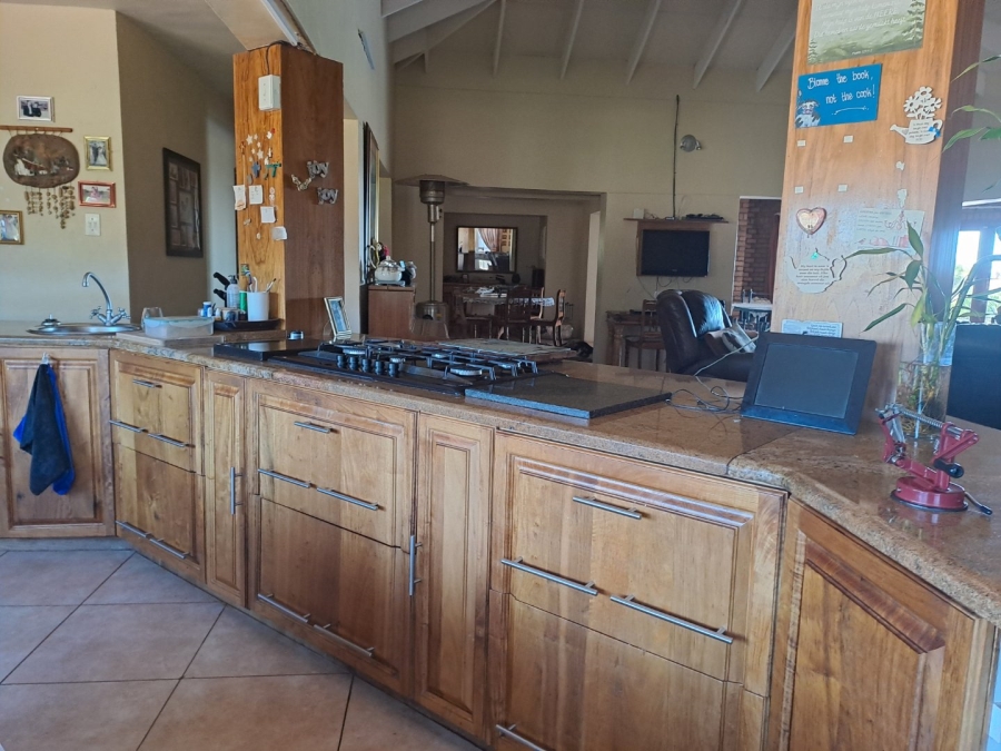 4 Bedroom Property for Sale in Myngenoegen A H Limpopo