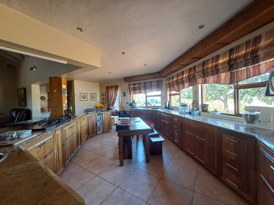 4 Bedroom Property for Sale in Myngenoegen A H Limpopo