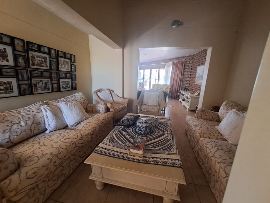 4 Bedroom Property for Sale in Myngenoegen A H Limpopo
