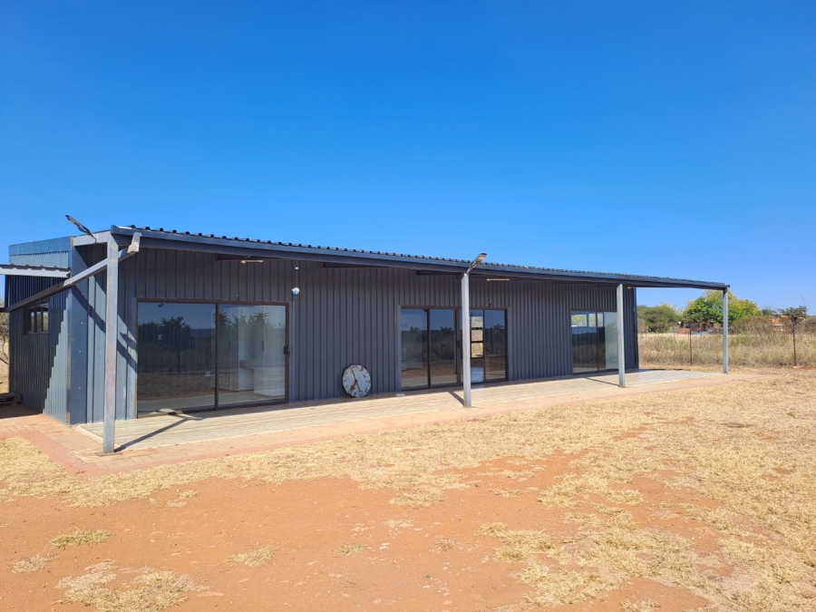 4 Bedroom Property for Sale in Myngenoegen A H Limpopo