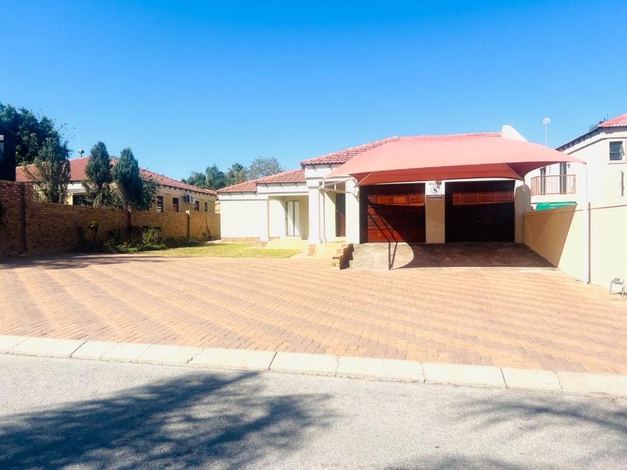 3 Bedroom Property for Sale in Bendor Limpopo
