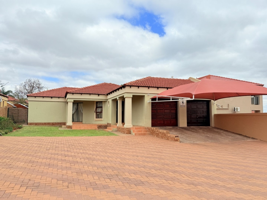 3 Bedroom Property for Sale in Bendor Limpopo