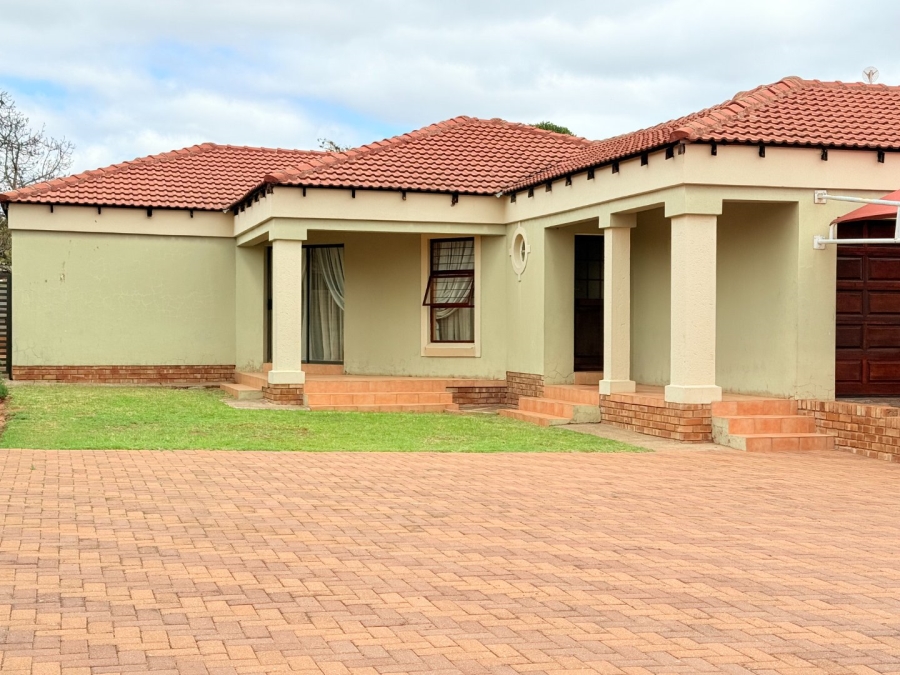 3 Bedroom Property for Sale in Bendor Limpopo