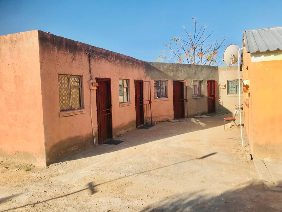 2 Bedroom Property for Sale in Seshego 9A Limpopo