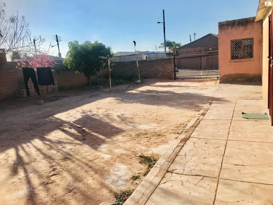 2 Bedroom Property for Sale in Seshego 9A Limpopo