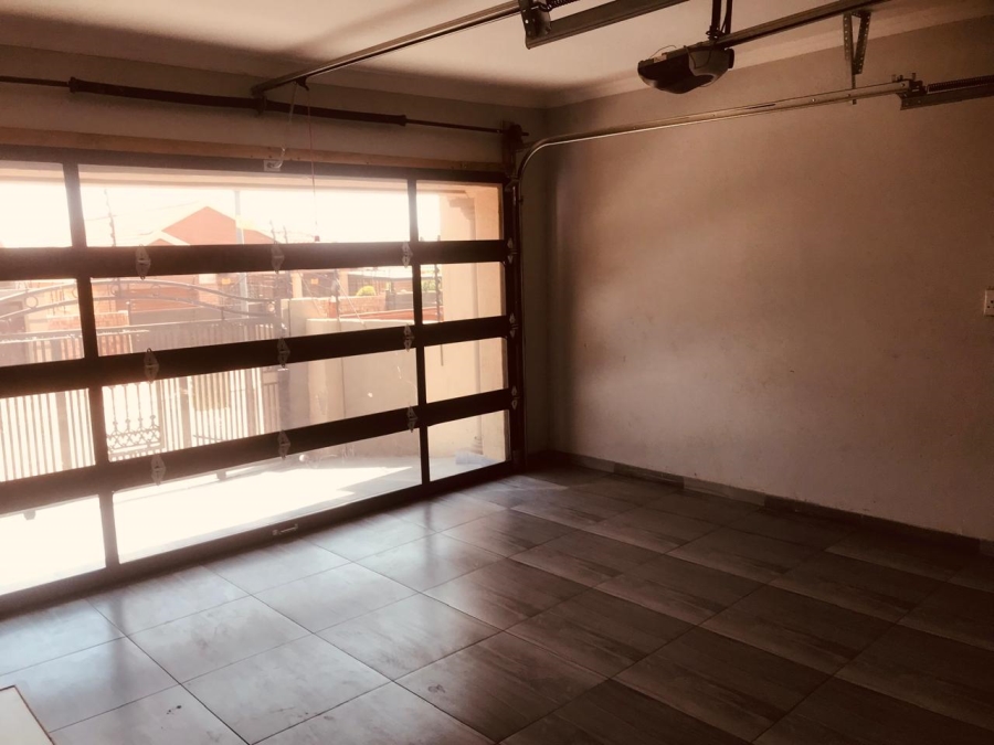 3 Bedroom Property for Sale in African Jewel Limpopo