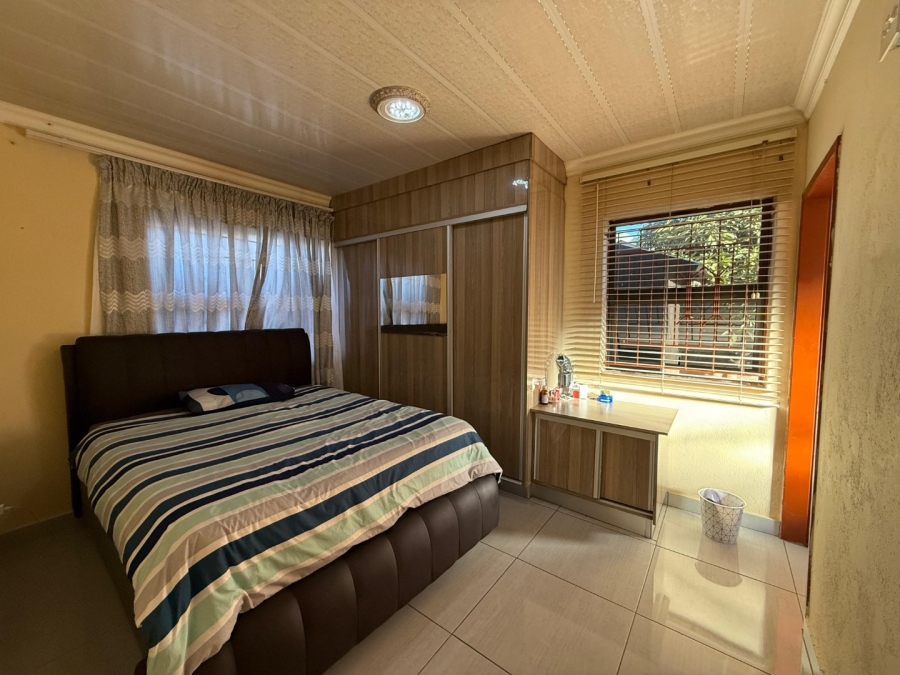 3 Bedroom Property for Sale in Madiba Park Limpopo