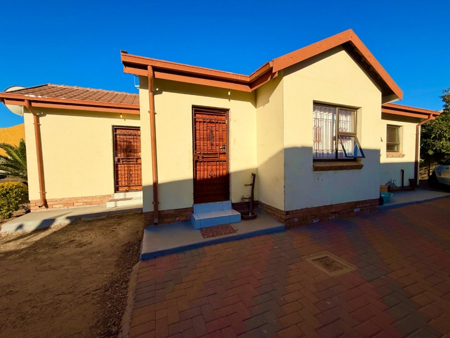 3 Bedroom Property for Sale in Madiba Park Limpopo
