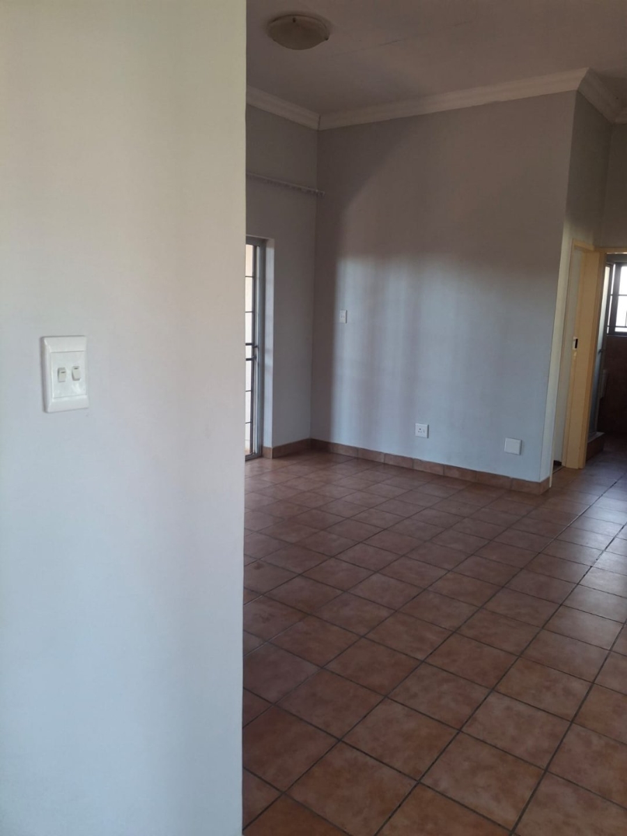 2 Bedroom Property for Sale in Eagles Crest Limpopo