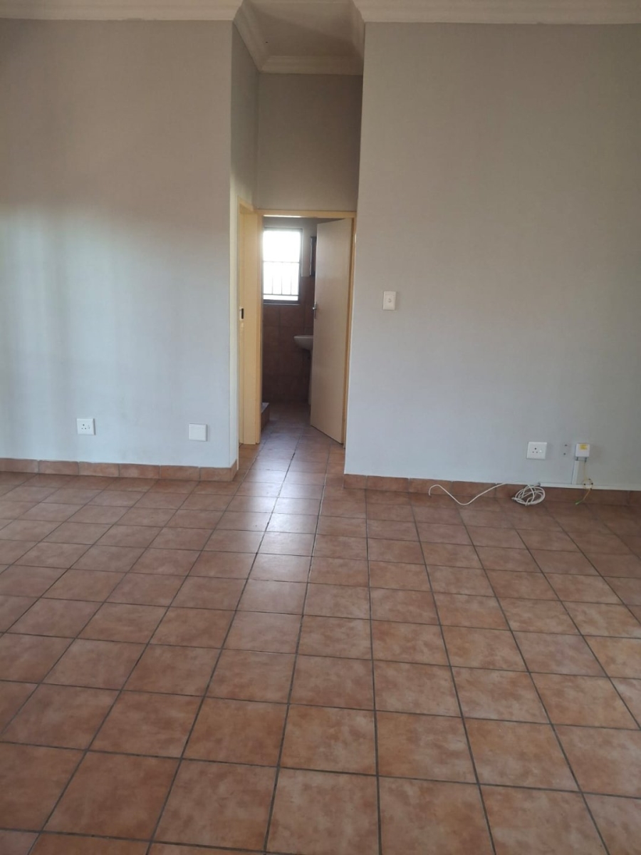 2 Bedroom Property for Sale in Eagles Crest Limpopo