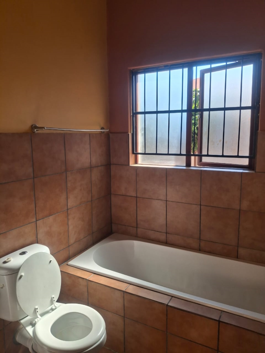 2 Bedroom Property for Sale in Eagles Crest Limpopo
