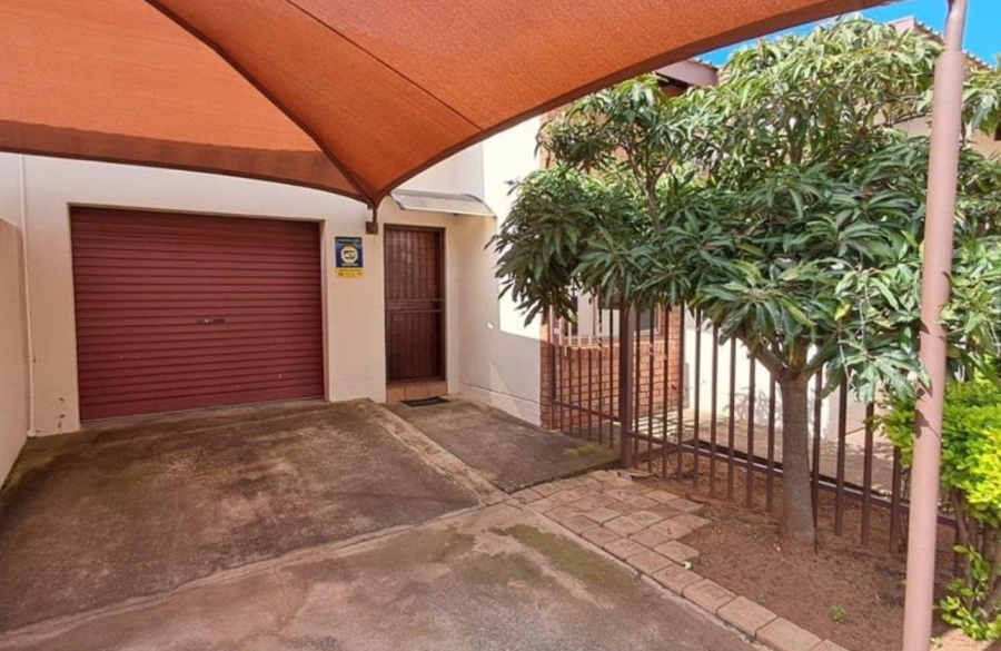2 Bedroom Property for Sale in Eagles Crest Limpopo