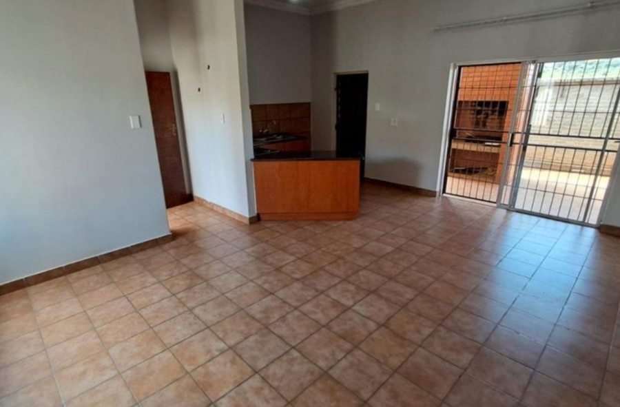 2 Bedroom Property for Sale in Eagles Crest Limpopo