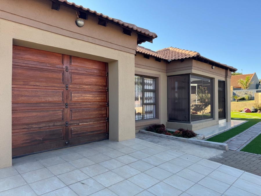 4 Bedroom Property for Sale in Bendor Limpopo