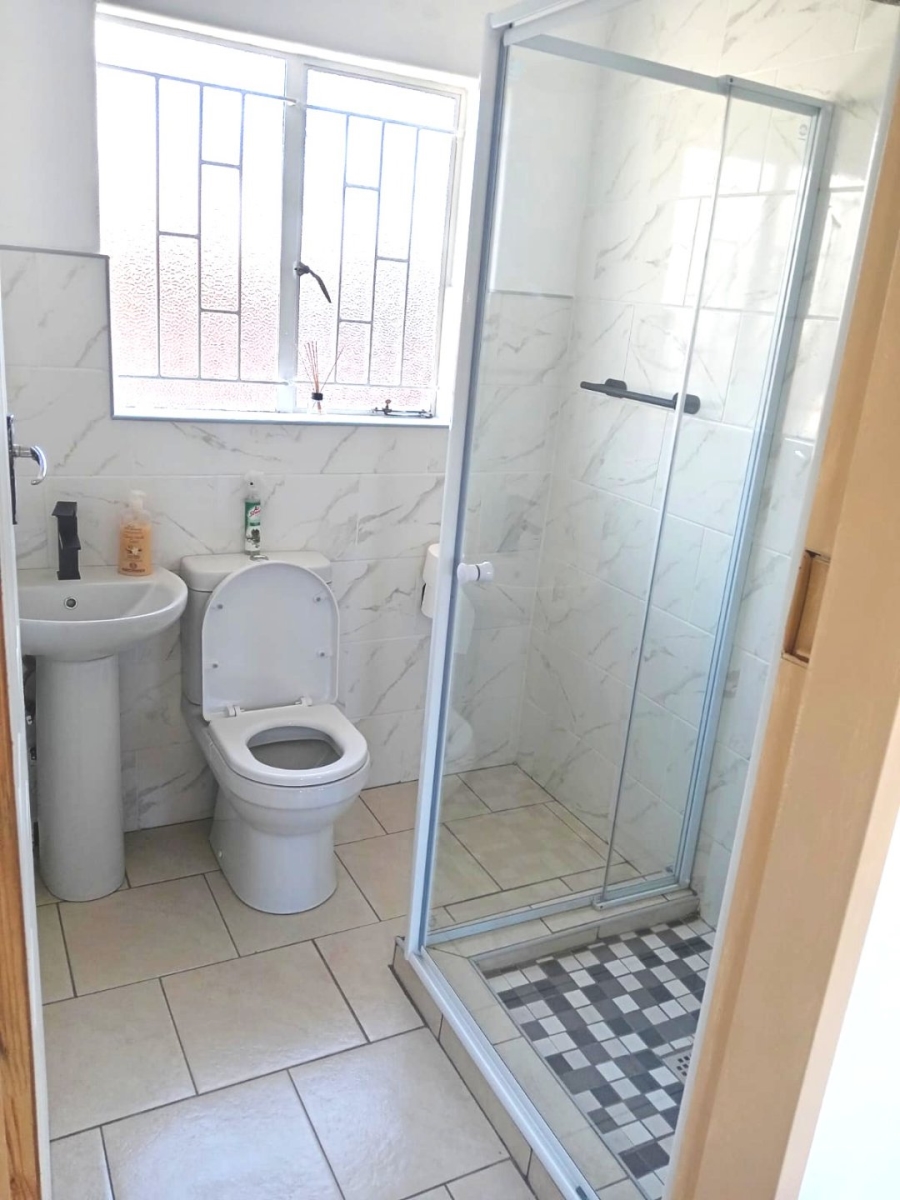 To Let 2 Bedroom Property for Rent in Bendor Limpopo