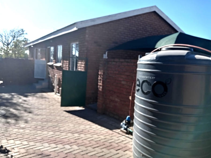 To Let 2 Bedroom Property for Rent in Bendor Limpopo