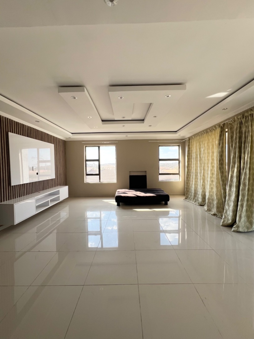 To Let 5 Bedroom Property for Rent in Serala View Limpopo