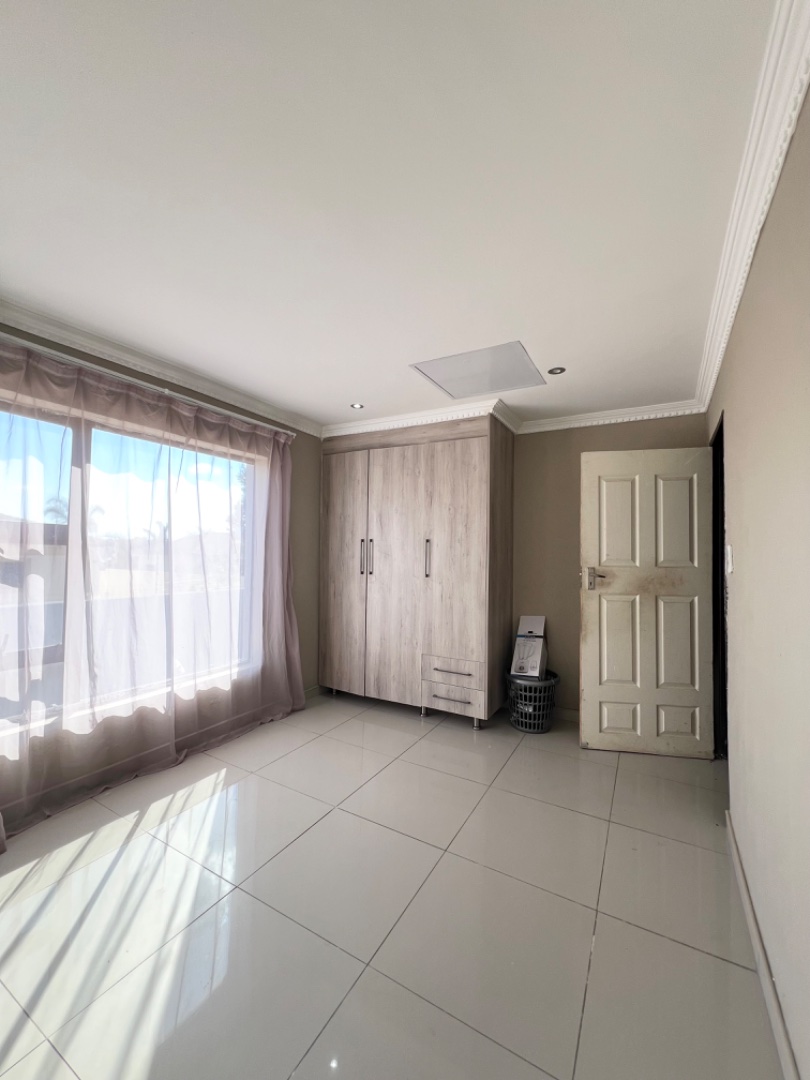 To Let 5 Bedroom Property for Rent in Serala View Limpopo