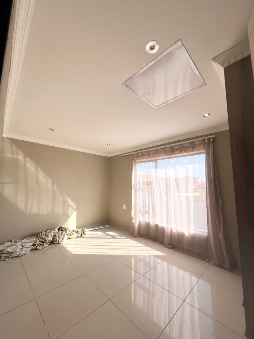 To Let 5 Bedroom Property for Rent in Serala View Limpopo