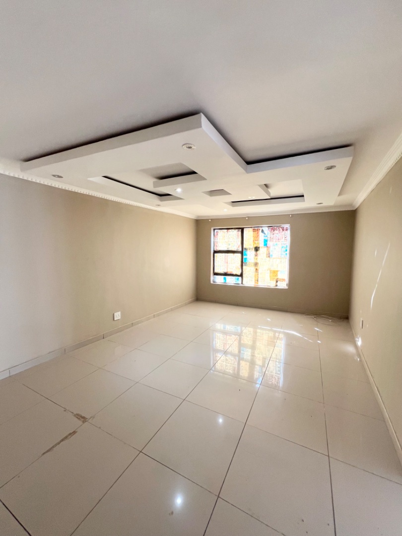 To Let 5 Bedroom Property for Rent in Serala View Limpopo