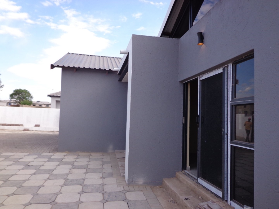 To Let 3 Bedroom Property for Rent in Bendor Limpopo