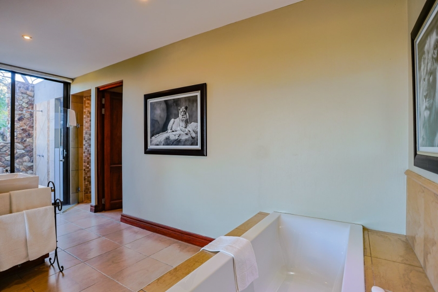 5 Bedroom Property for Sale in Zebula Golf Estate Limpopo