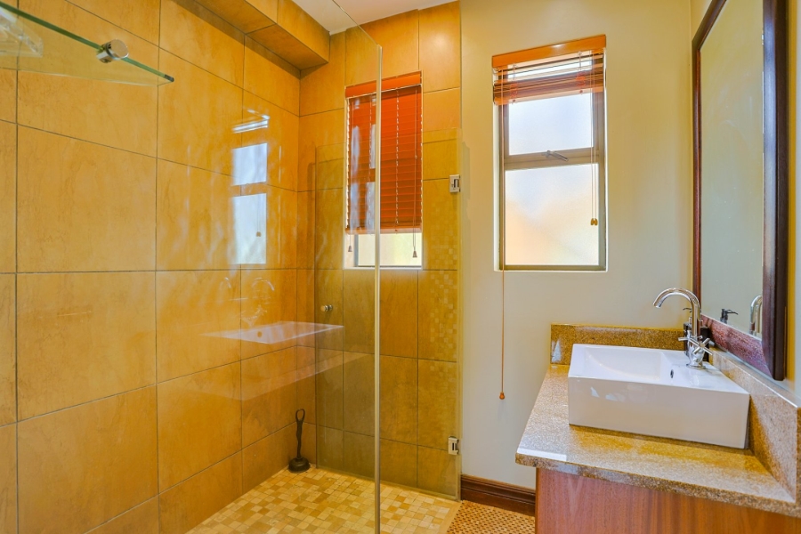 5 Bedroom Property for Sale in Zebula Golf Estate Limpopo