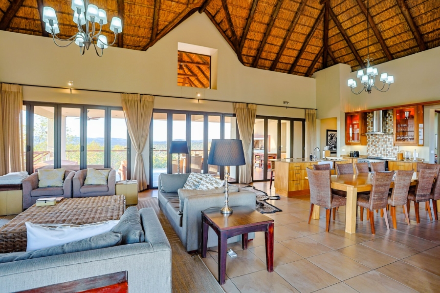 5 Bedroom Property for Sale in Zebula Golf Estate Limpopo