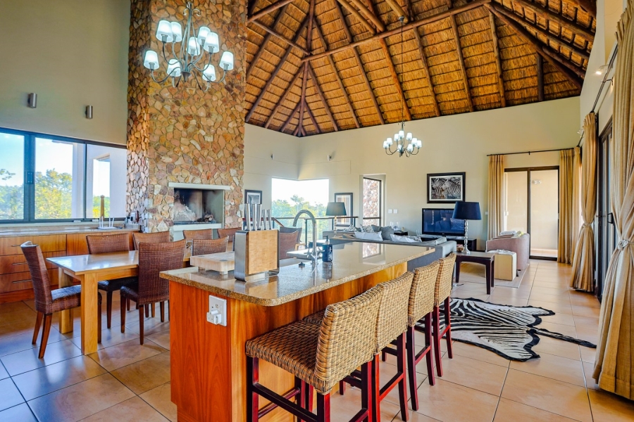 5 Bedroom Property for Sale in Zebula Golf Estate Limpopo