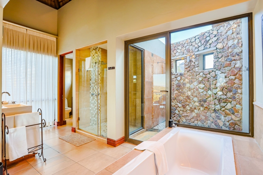 5 Bedroom Property for Sale in Zebula Golf Estate Limpopo