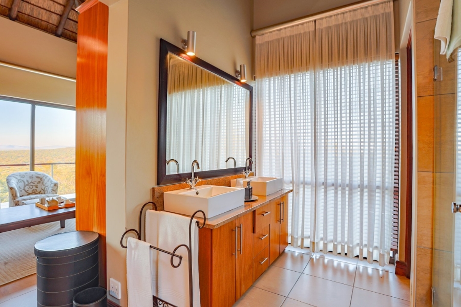 5 Bedroom Property for Sale in Zebula Golf Estate Limpopo